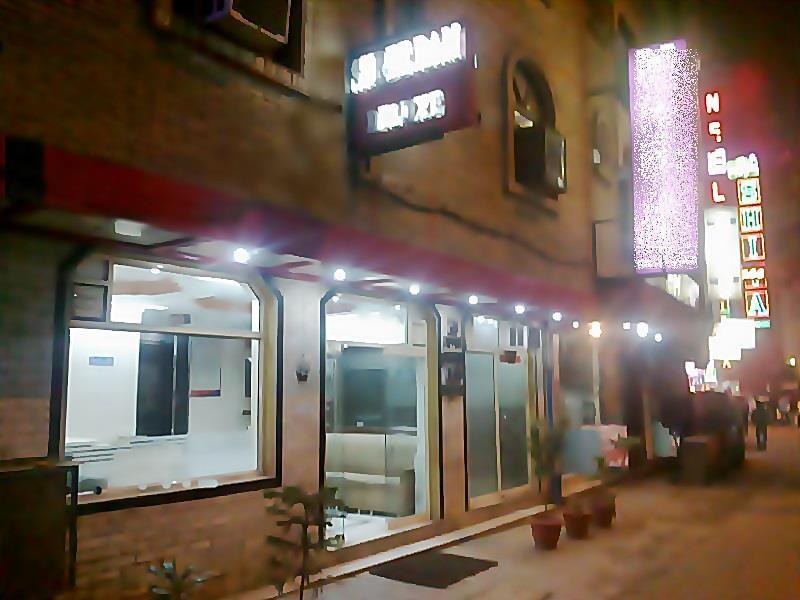 Hotel Shreeram Deluxe New Delhi Eksteriør bilde