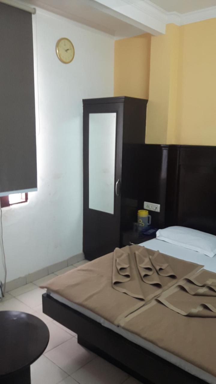 Hotel Shreeram Deluxe New Delhi Eksteriør bilde