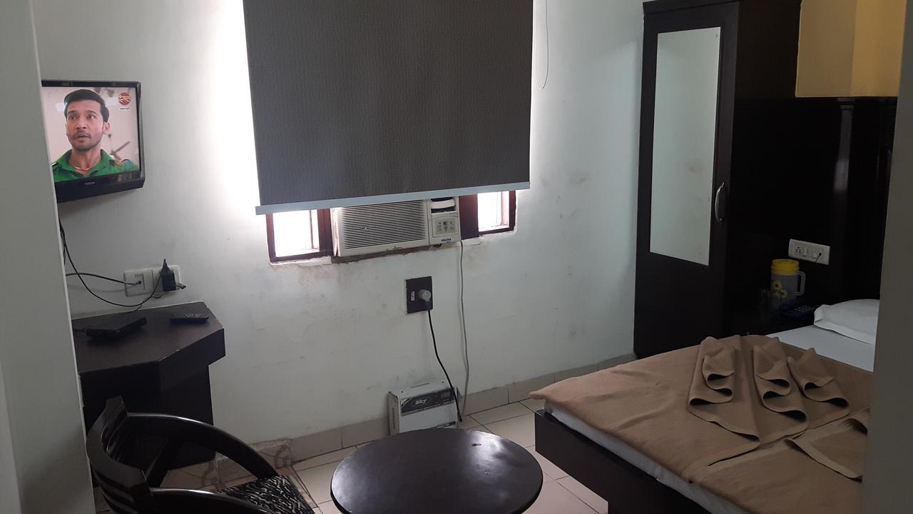 Hotel Shreeram Deluxe New Delhi Eksteriør bilde